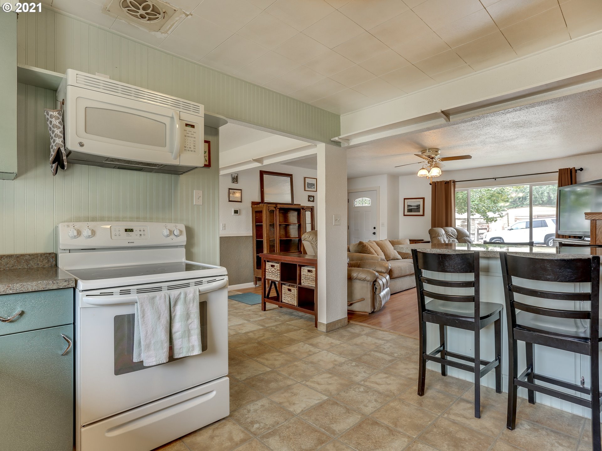 490 Heisler Street Dufur, OR 97021 - Photo 10 of 32 Gallery Image 10