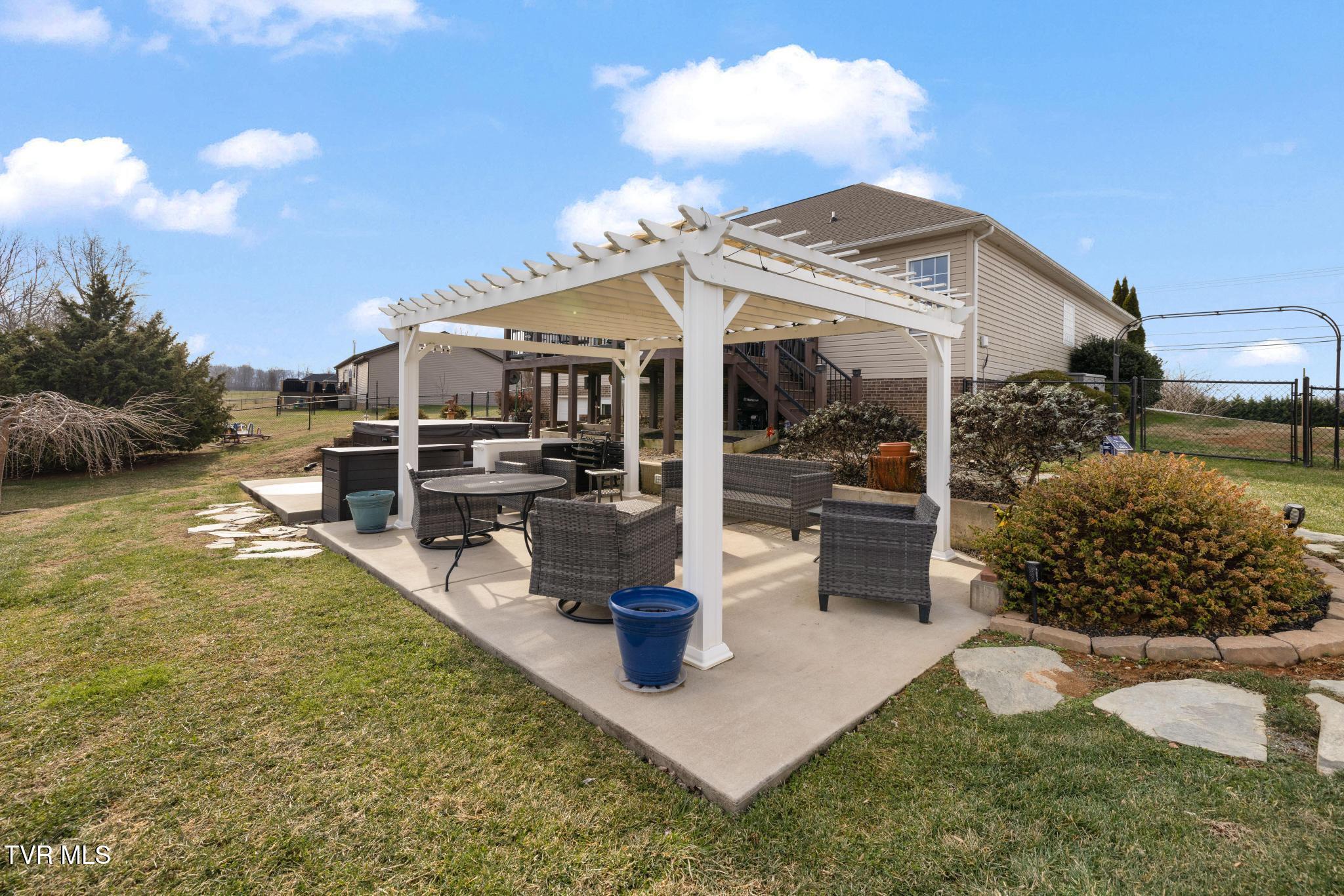 290 Telford New Victory Road Telford, TN 37690 - Photo 34 of 46 Backyard