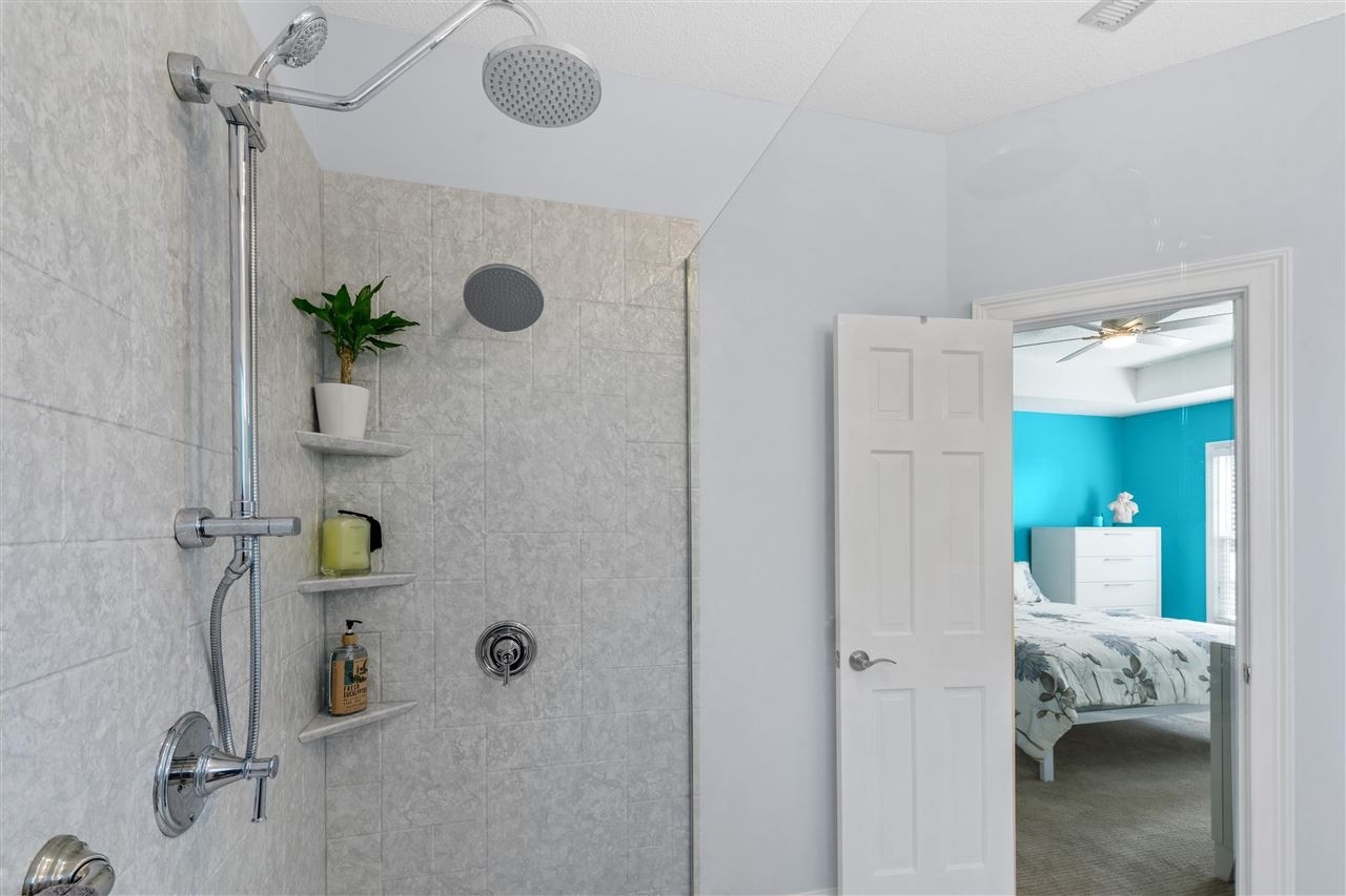 7601 Overland Trail Raleigh, NC 27615 - Photo 17 of 30 Master Bath/Spa