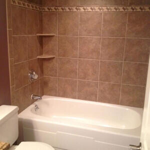 555 South Old Woodward Avenue, Unit 1507 Birmingham, MI 48009 - Photo 11 of 16 BATHROOM CERAMIC TUB