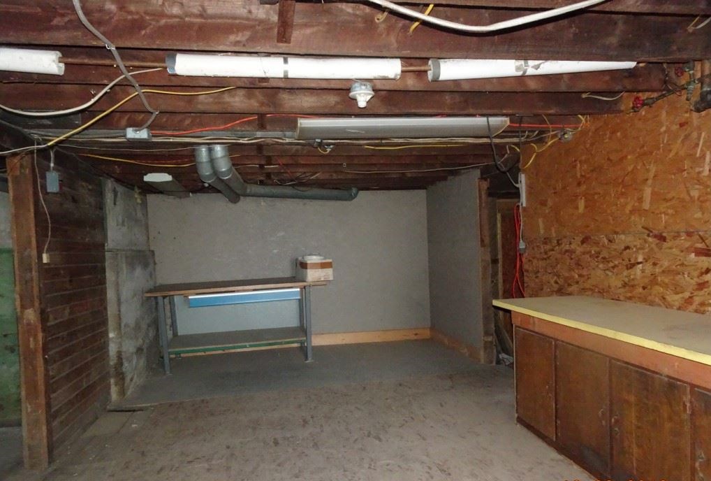 422 Court Street Keene, NH 03431 - Photo 16 of 17 Gallery Image 16