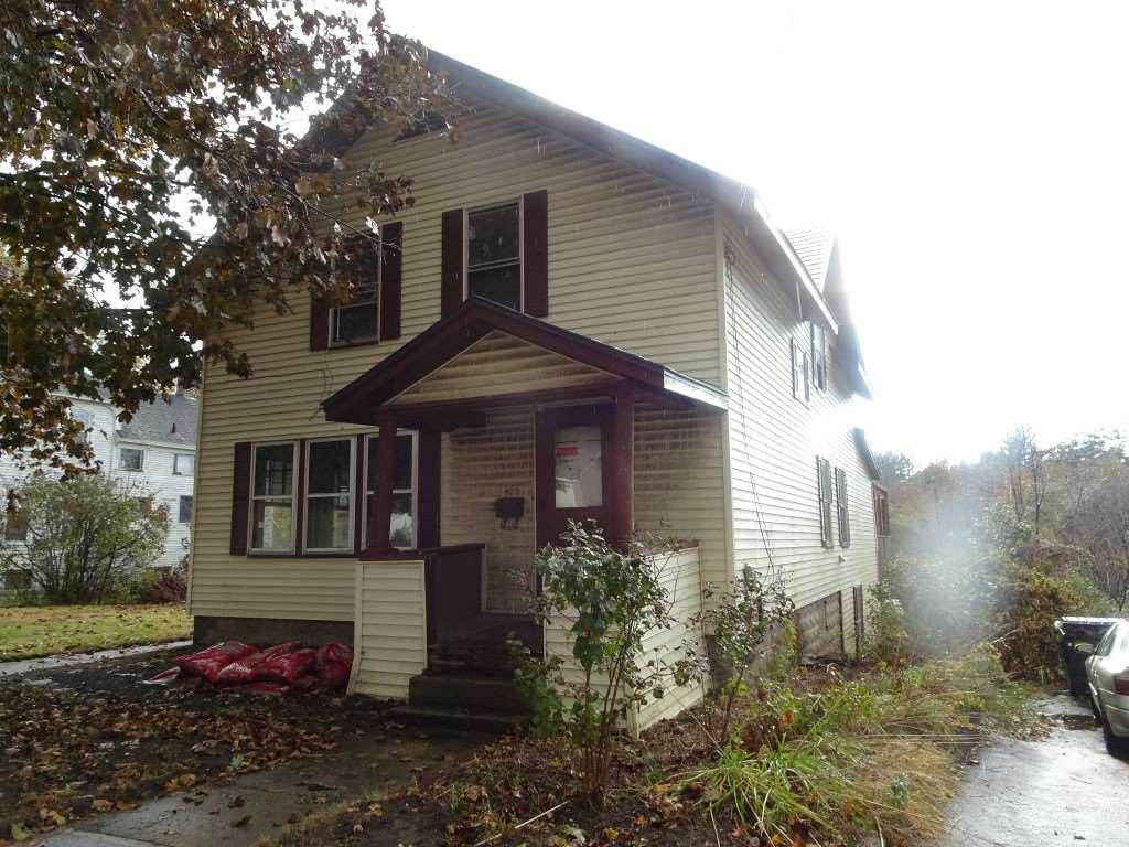 422 Court Street Keene, NH 03431 - Photo 3 of 17 Gallery Image 3