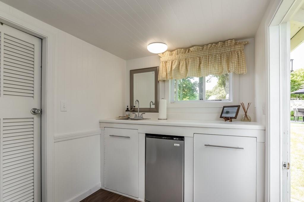 136 Pond Street Barnstable, MA 02655 - Photo 29 of 30 Gallery Image 29