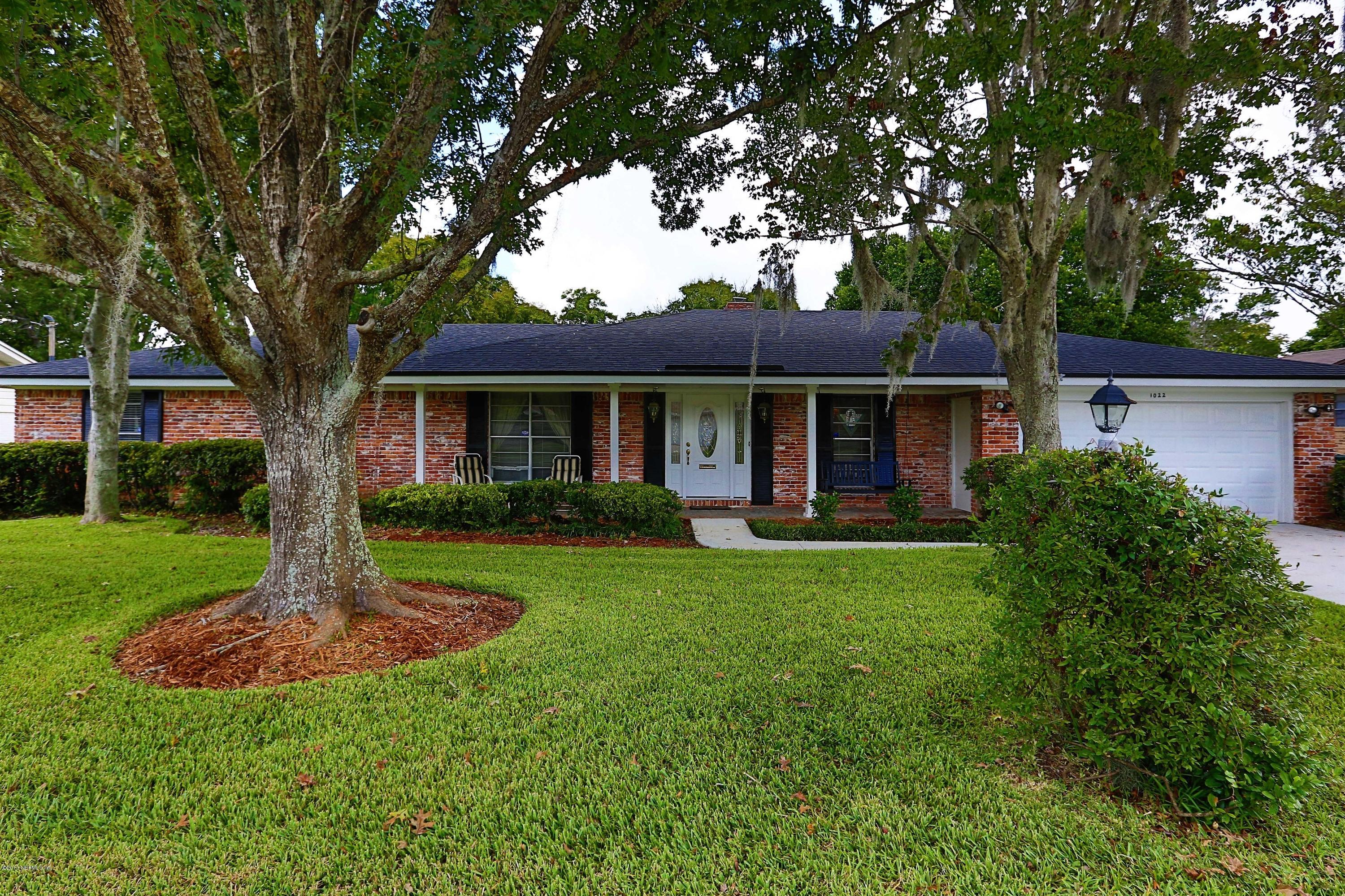1022 Montego Road West Jacksonville, FL 32216 - Photo 1 of 23 001_Exterior Front