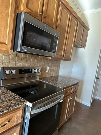 $1,800 | 410 Prosperity Trail, McGregor, TX 76657