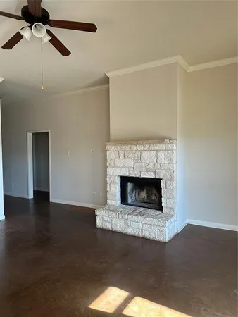 $1,800 | 410 Prosperity Trail, McGregor, TX 76657