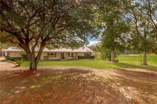 $299,000 | 16114 Cut Off Road, Kentwood, LA 70444
