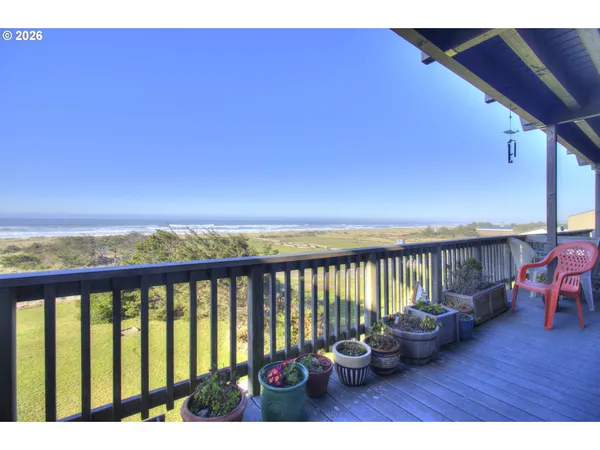 $399,500 | 29134 Ellensburg Avenue, Unit 2, Gold Beach, OR 97444