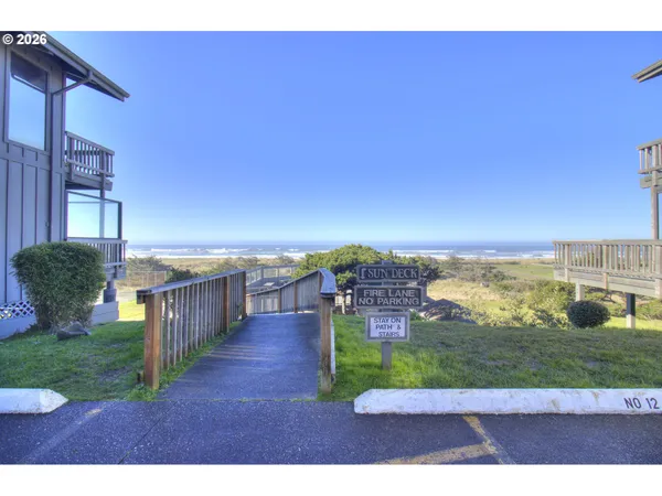 $399,500 | 29134 Ellensburg Avenue, Unit 2, Gold Beach, OR 97444