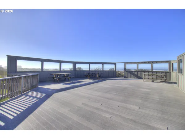 $399,500 | 29134 Ellensburg Avenue, Unit 2, Gold Beach, OR 97444