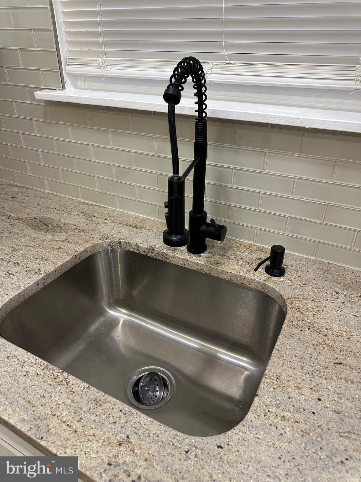 9405 Kirkwood Road Philadelphia, PA 19114 - Photo 39 of 66