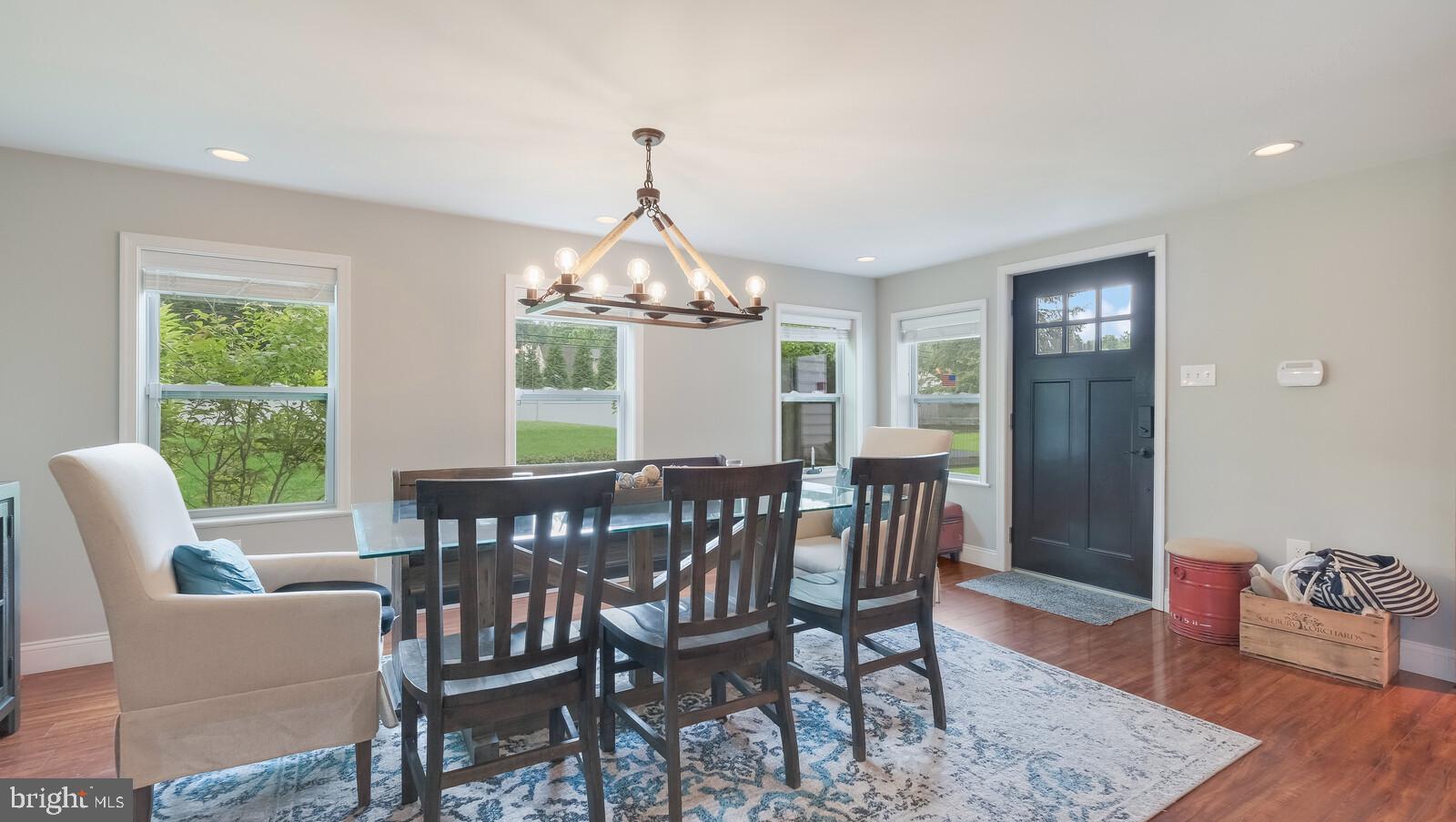 4897 Mechanicsville Road Doylestown, PA 18902 - Photo 6 of 37 Dining area