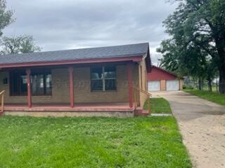 4230 Southwest 15th Avenue Amarillo, TX 79106 - Photo 5 of 35 IMG_2310