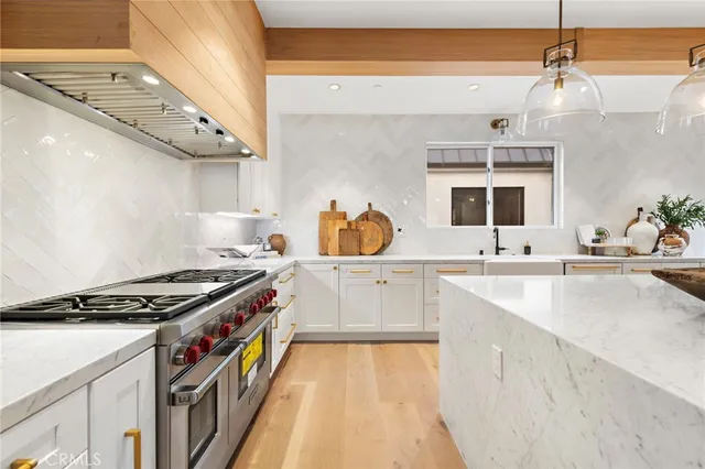 $2,100,000 | 20462 Santa Ana Avenue, Unit F, Newport Beach, CA 92660