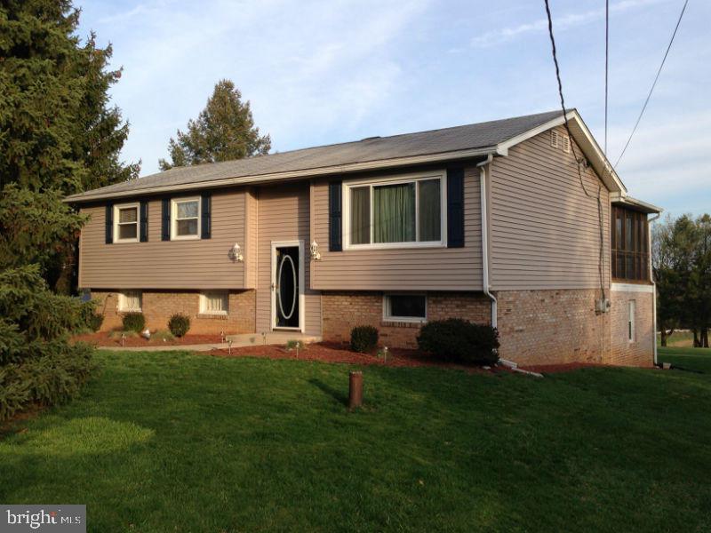 908 Rabbit Hill Road Lititz, PA 17543 - Photo 1 of 27