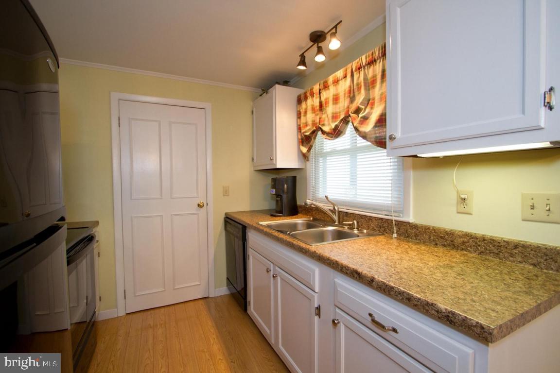 908 Rabbit Hill Road Lititz, PA 17543 - Photo 11 of 27