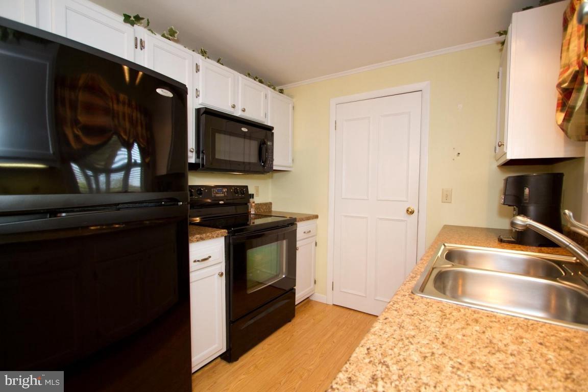 908 Rabbit Hill Road Lititz, PA 17543 - Photo 12 of 27