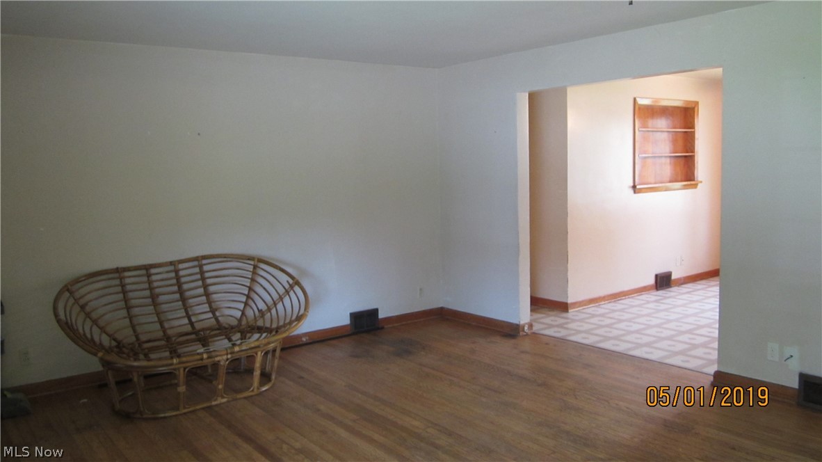 811 Raff Road Southwest Canton, OH 44710 - Photo 6 of 18 Gallery Image 6