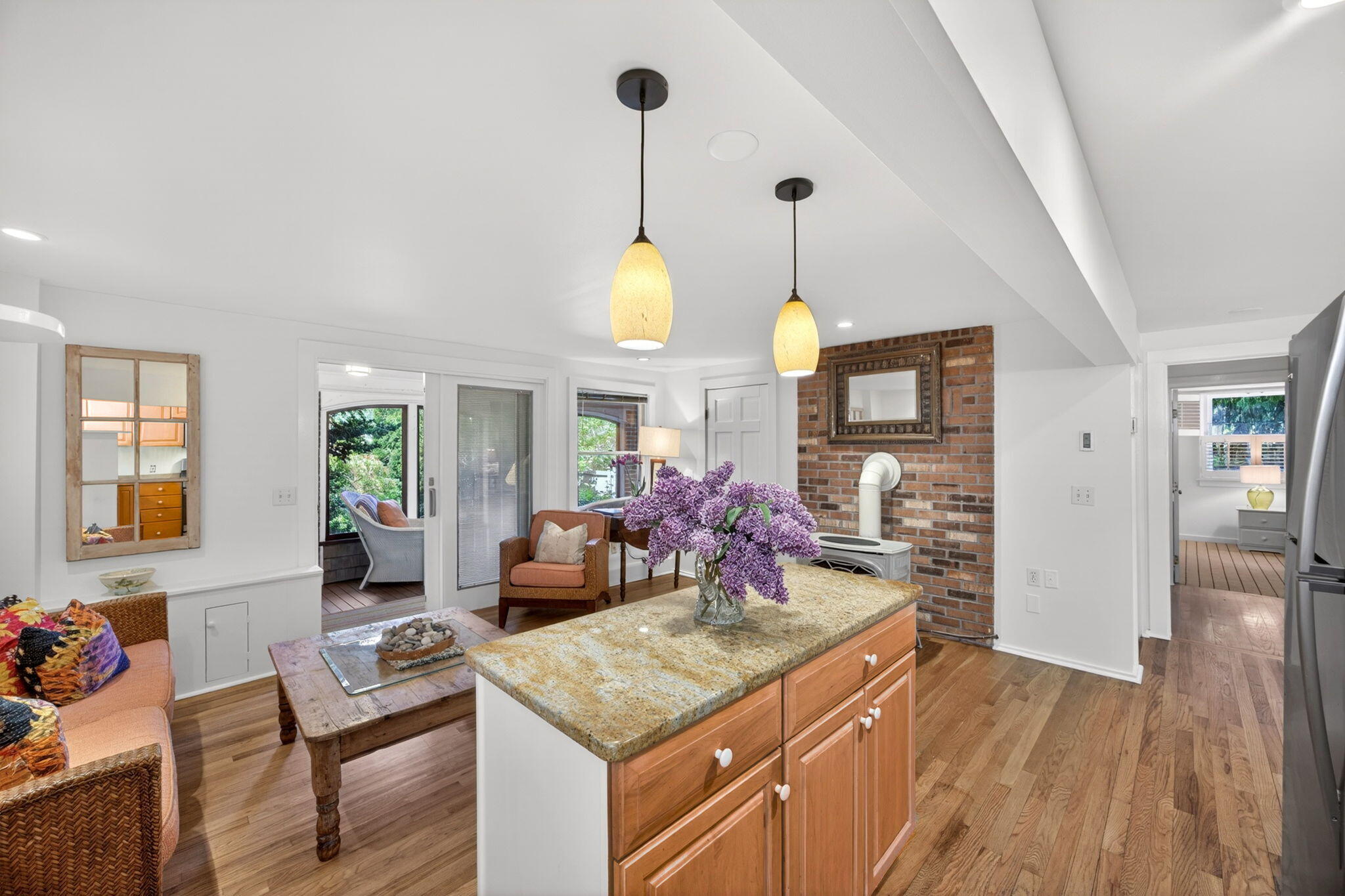 7 Miller Hill Road, Unit 1 Provincetown, MA 02657 - Photo 10 of 36 16-09-9L4A2811 (2)