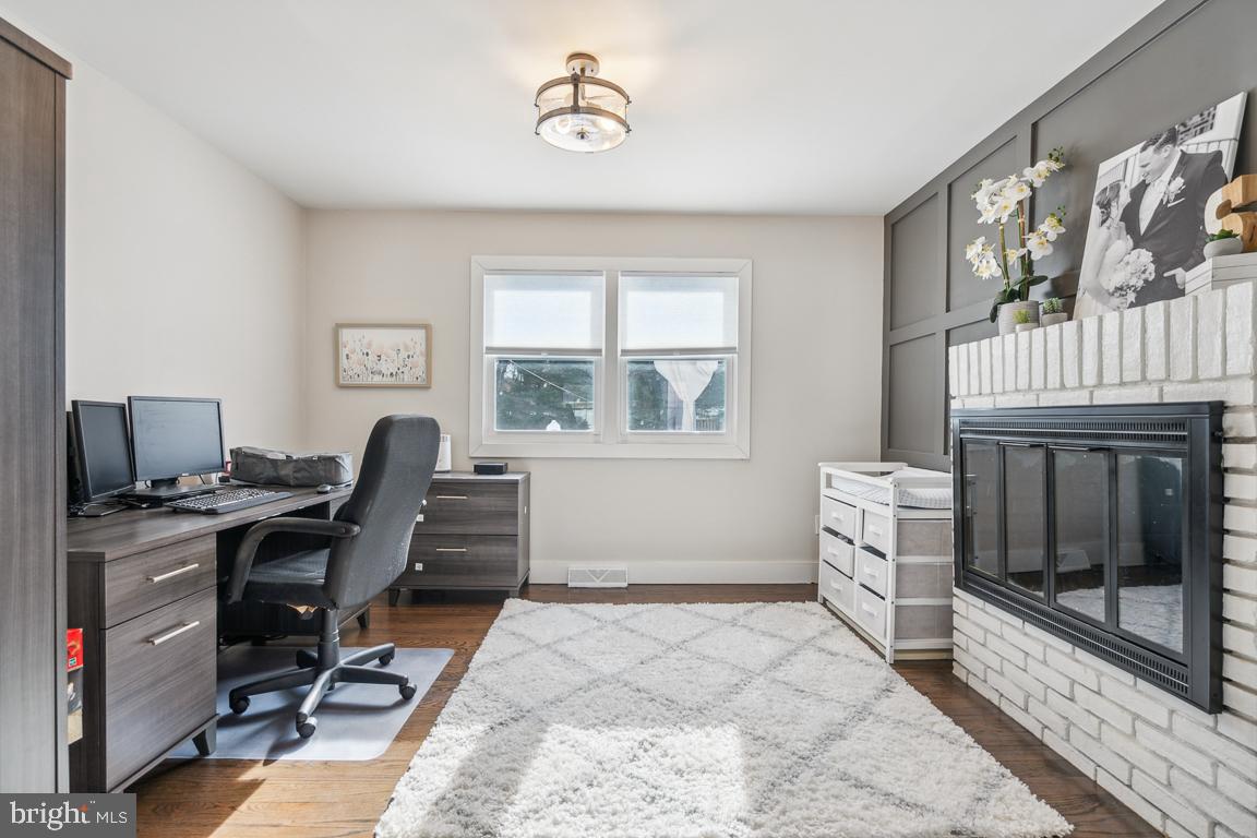 85 Charlann Circle Cherry Hill, NJ 08003 - Photo 11 of 25 Main Floor
Home Office