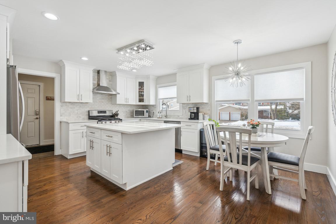 85 Charlann Circle Cherry Hill, NJ 08003 - Photo 6 of 25 Kitchen