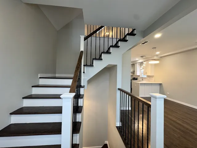 $569,000 | 4904 West 31st Street, Cicero, IL 60804