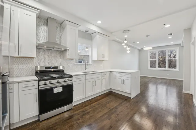 $569,000 | 4904 West 31st Street, Cicero, IL 60804