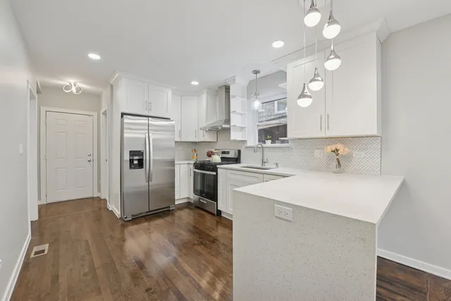 $569,000 | 4904 West 31st Street, Cicero, IL 60804