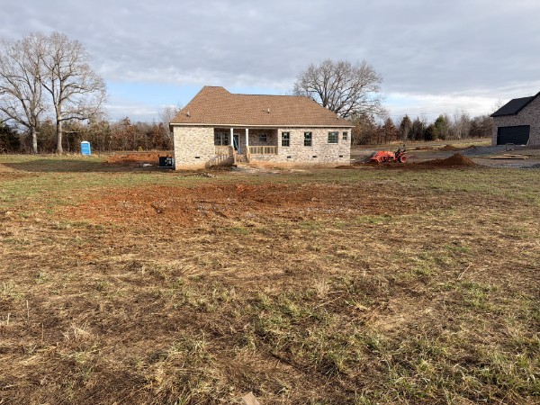531 Old Hopkinsville Road Cadiz, KY 42211 - Photo 2 of 15 a front view of a house with a yard