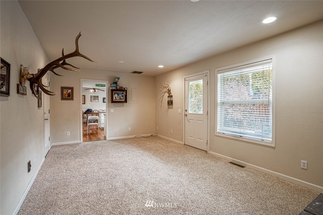 201 Butte Road Chelan, WA 98816 - Photo 13 of 27 Gallery Image 13