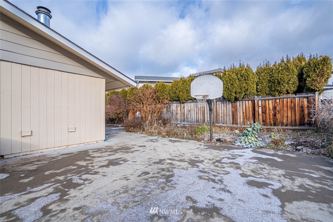 201 Butte Road Chelan, WA 98816 - Photo 22 of 27 Gallery Image 22