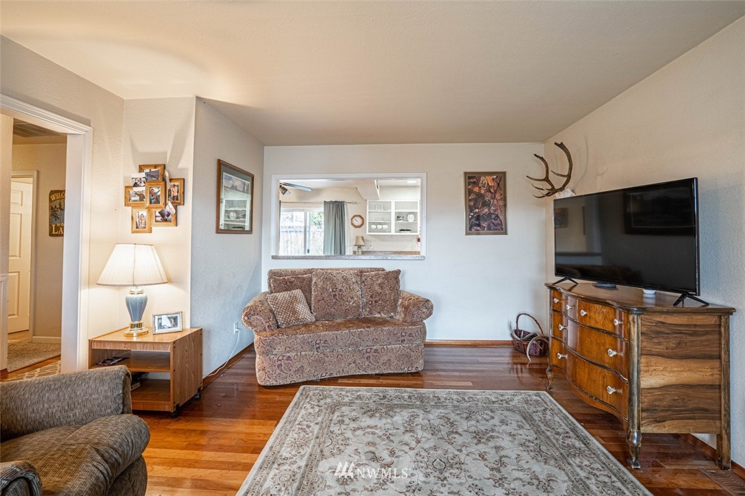 201 Butte Road Chelan, WA 98816 - Photo 5 of 27 Gallery Image 5