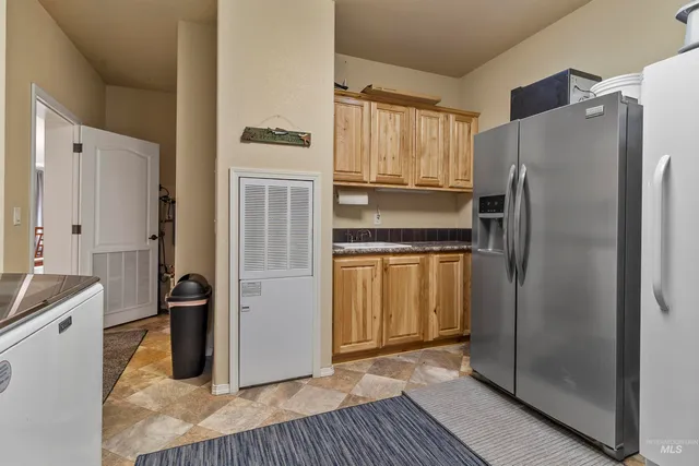 $749,900 | 1010 Kluss Road, Genesee, ID 83832