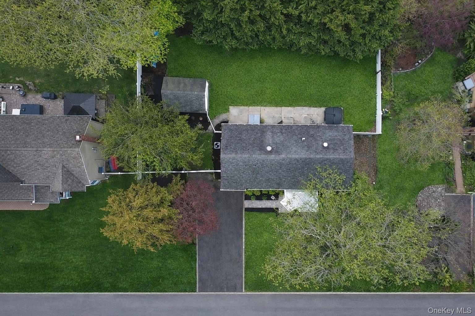12 Long Street Lake Grove, NY 11755 - Photo 18 of 19