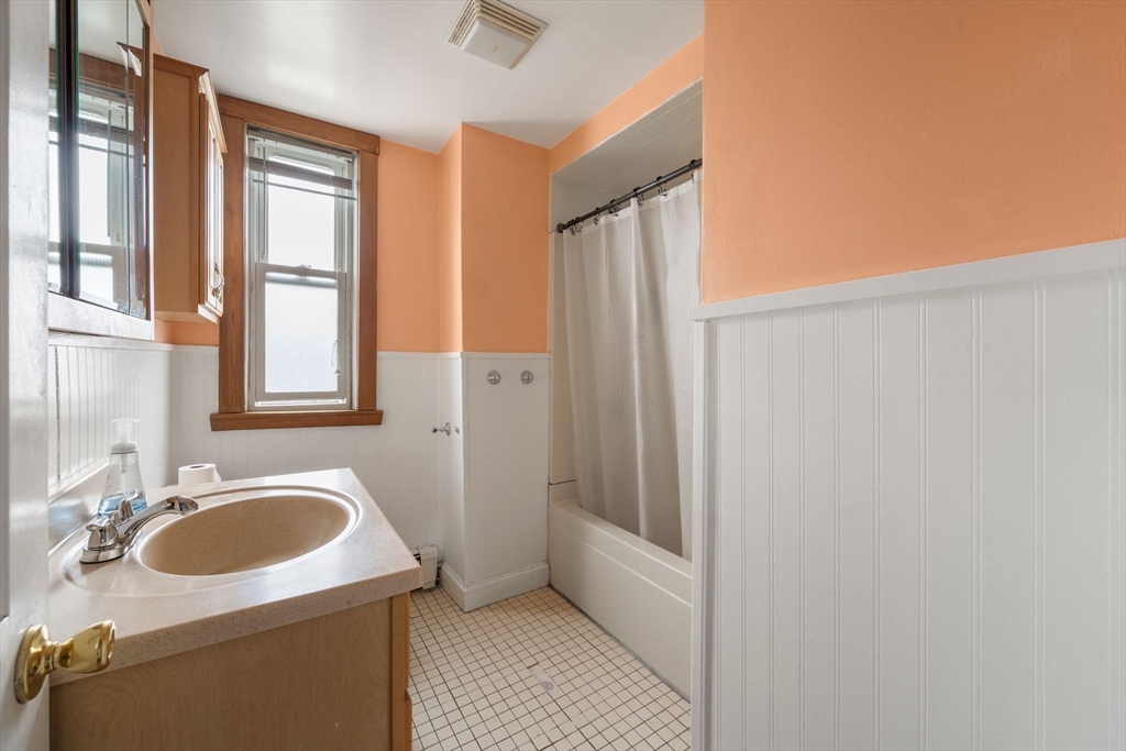 46 R H Street Boston, MA 02115 - Photo 7 of 27