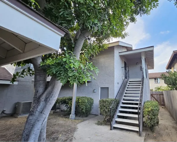 $1,485,000 | 3607-3613 West Park Central Avenue, Orange, CA 92868