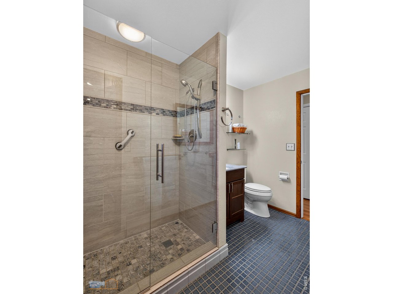 3978 Viewpoint Way Lafayette, CO 80026 - Photo 18 of 41 Walk-in shower in primary shared bath