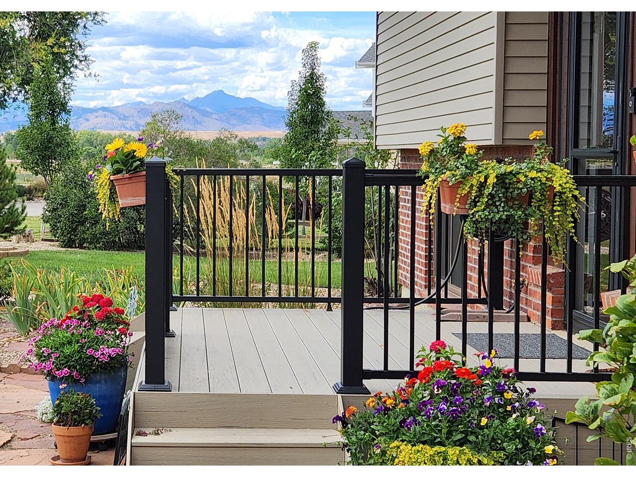 3978 Viewpoint Way Lafayette, CO 80026 - Photo 4 of 41 View from front porch