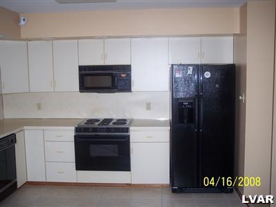 1017 Catasauqua Road Whitehall, PA 18052 - Photo 8 of 44 Gallery Image 8
