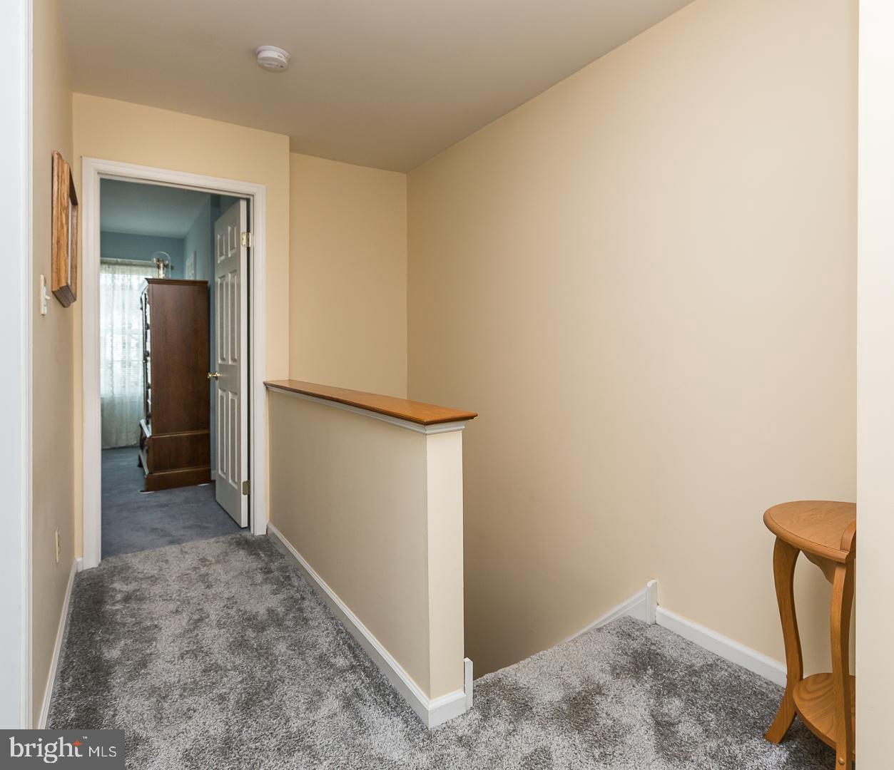 1941 Oak Leaf Lane Holmes, PA 19043 - Photo 14 of 44