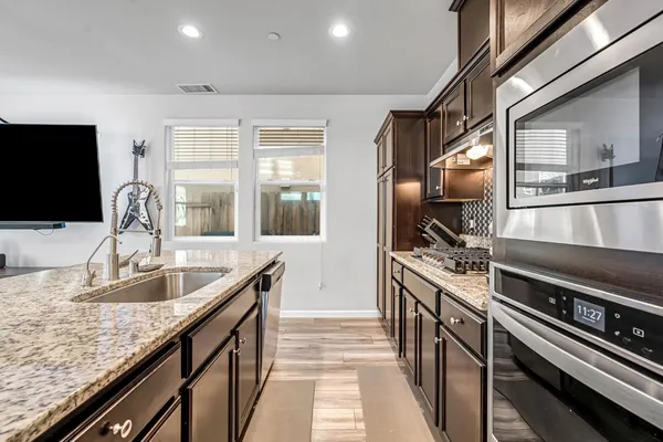 $390,000 | 2523 Legacy Drive, Clovis, CA 93612