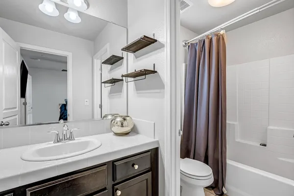 $390,000 | 2523 Legacy Drive, Clovis, CA 93612