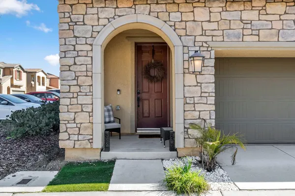 $390,000 | 2523 Legacy Drive, Clovis, CA 93612