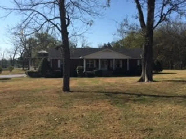 $2,300 | 7744 Coles Ferry Pike, Lebanon, TN 37087