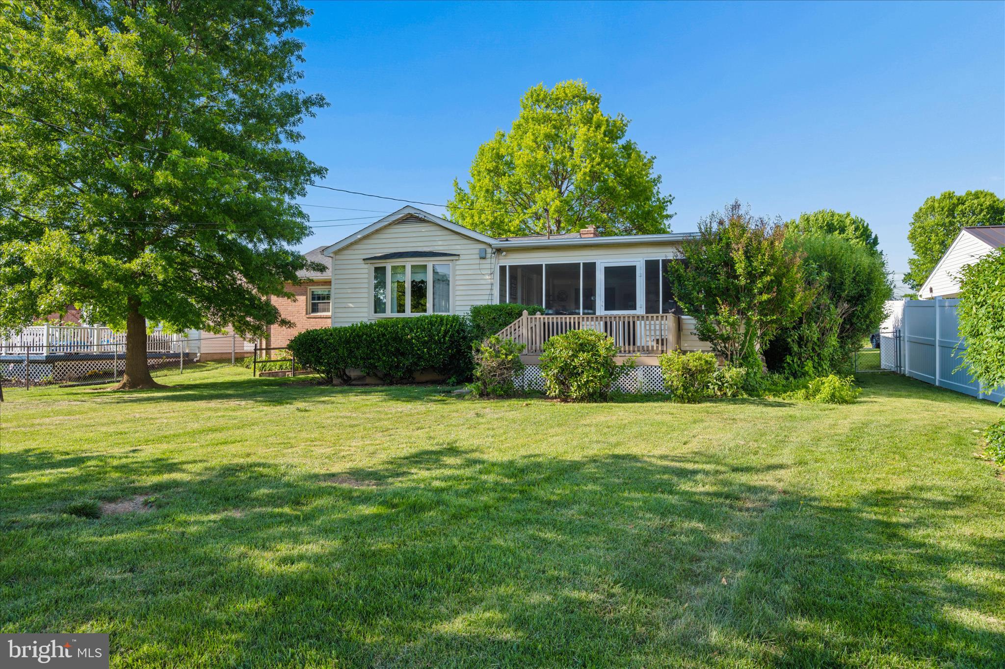 17223 Clover Leaf Road Hagerstown, MD 21740 - Photo 43 of 59 Exterior Back