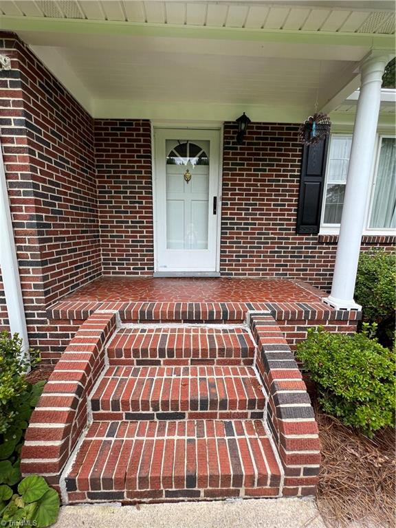1430 Mizpah Church Road Rural Hall, NC 27045 - Photo 5 of 49 Gallery Image 5