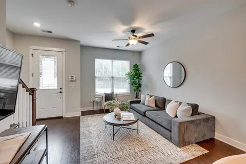$389,900 | 1106 Stratford Avenue, Unit 3, Nashville, TN 37216