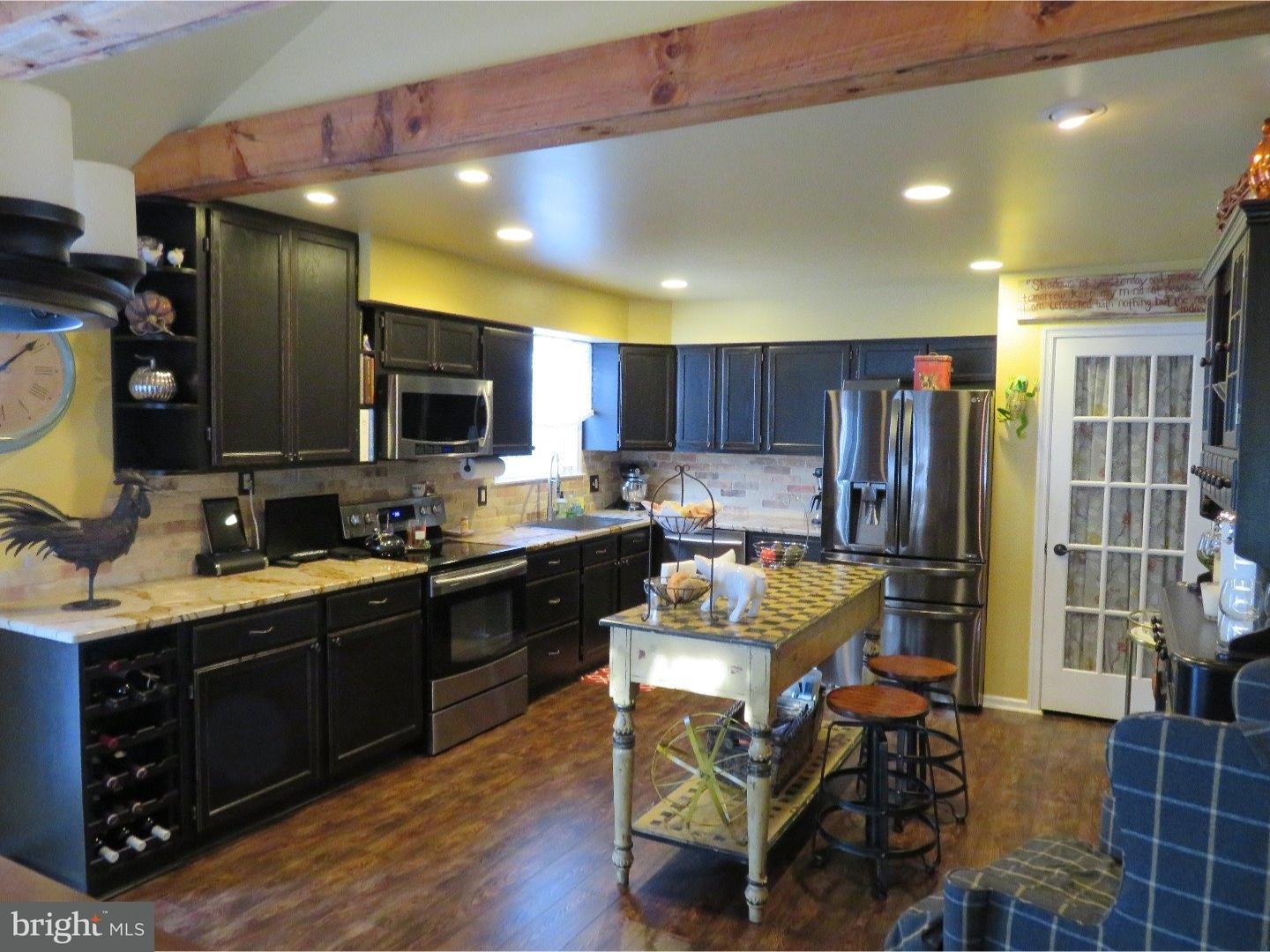729 Cliff Road Bensalem, PA 19020 - Photo 3 of 25 Kitchen