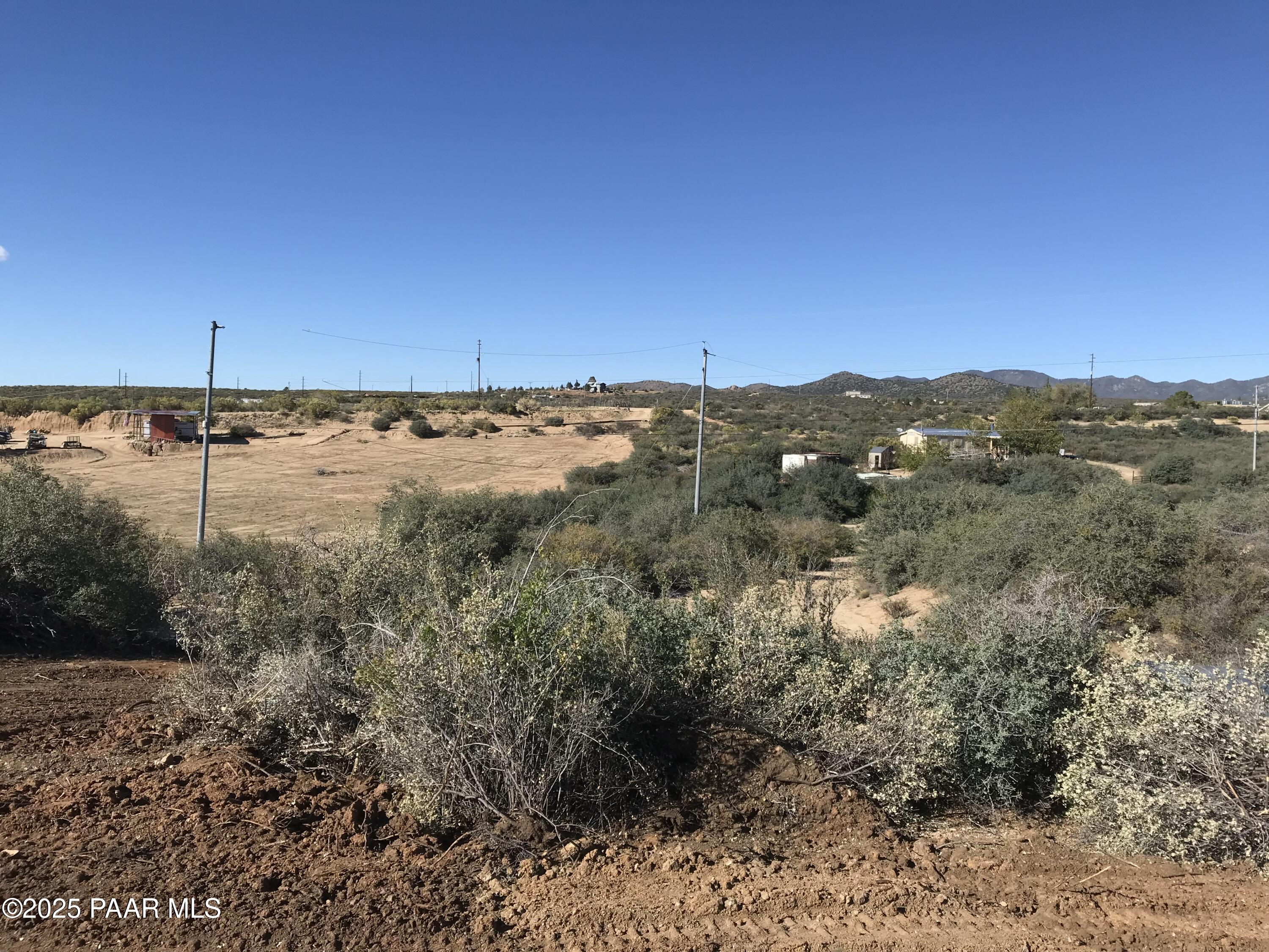 8335 West Barrington Road Wilhoit, AZ 86332 - Photo 6 of 13 a view of a city