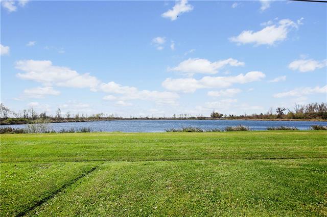 306 East Woodlawn Ranch Road Houma, LA 70363 - Photo 4 of 24